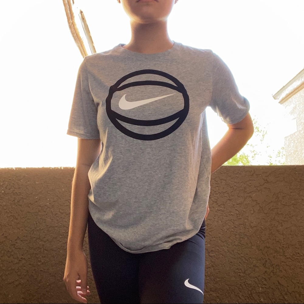 Gray drifit nike basketball shirt